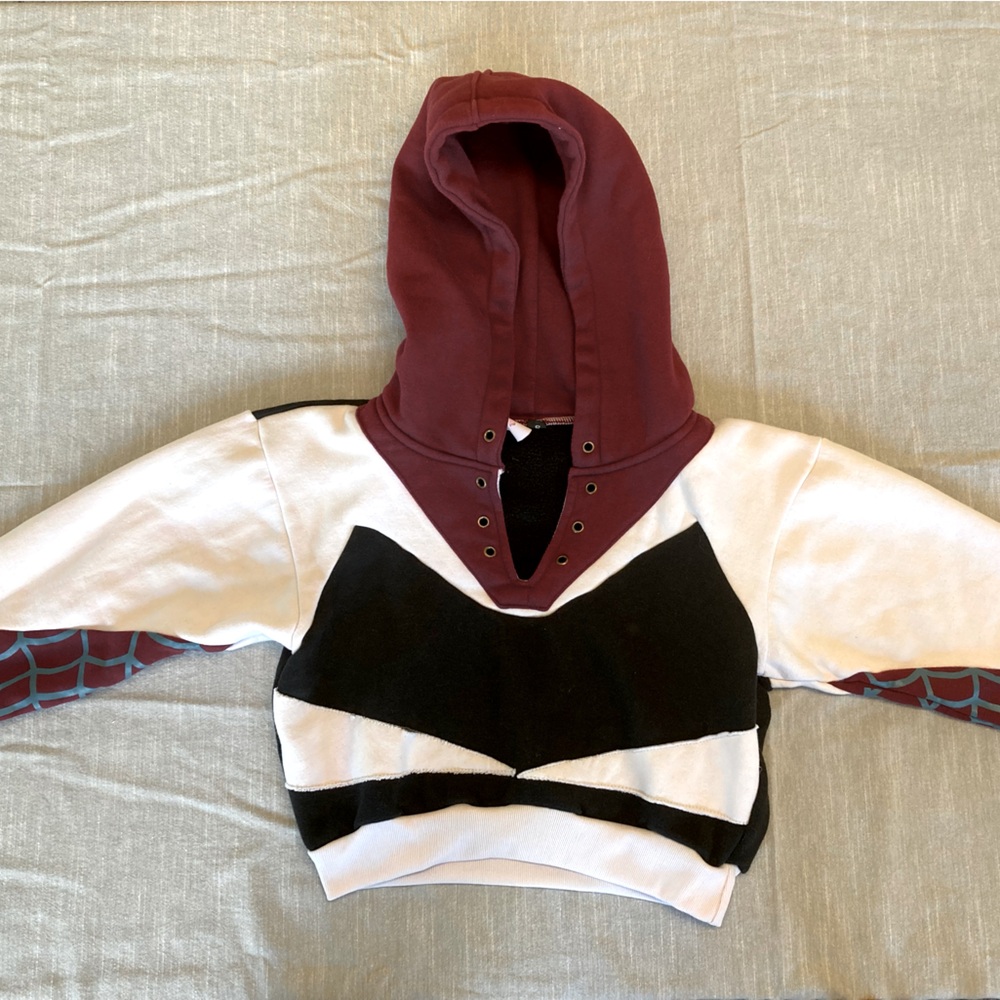 Cropped Hoodie (Spider-Gwen)